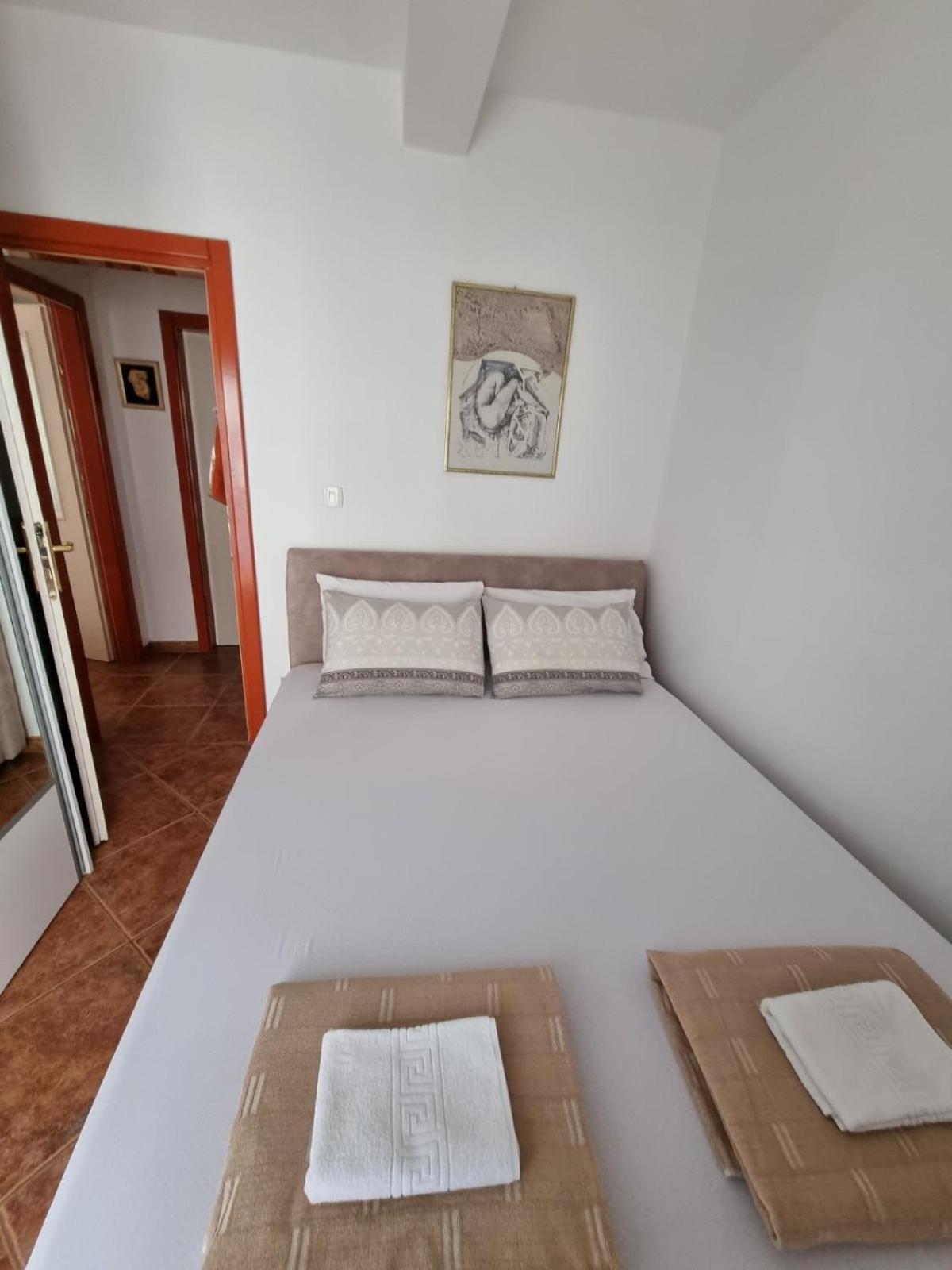 Xenia Daire Budva